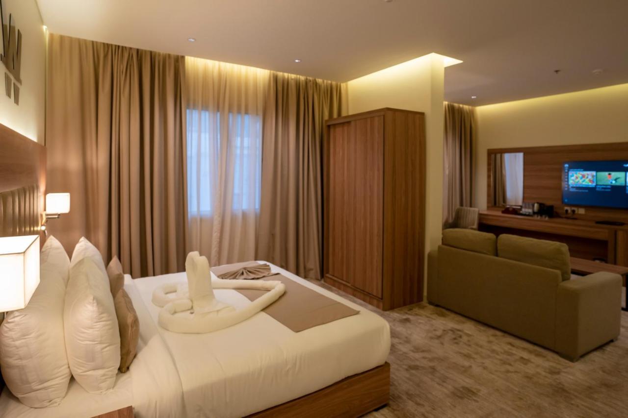 W Suites Hotel 艾卜哈 外观 照片