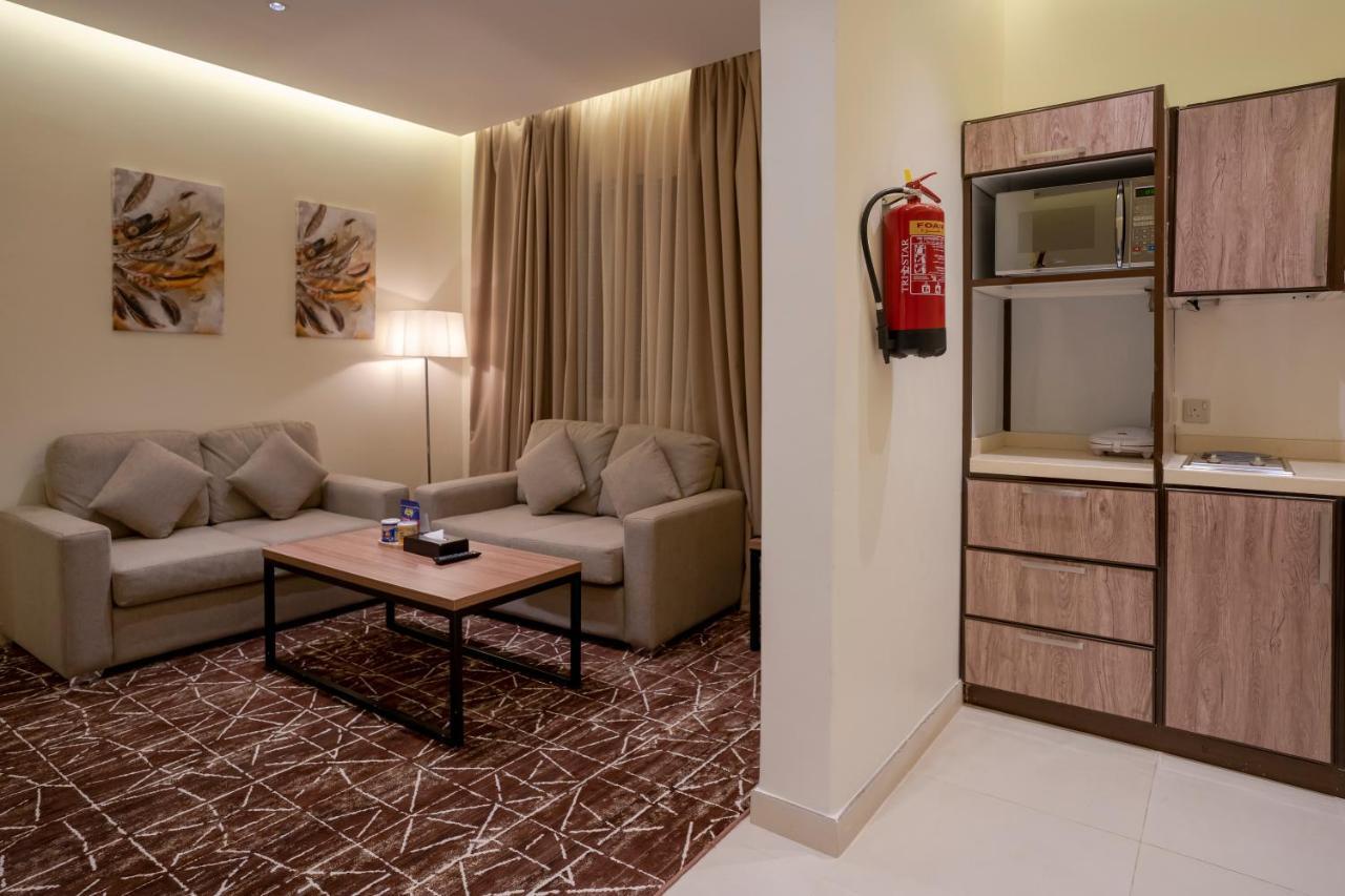 W Suites Hotel 艾卜哈 外观 照片