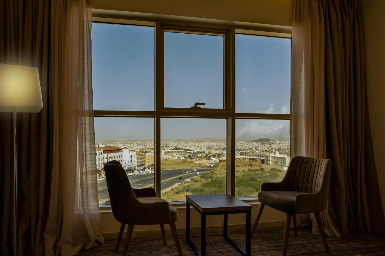 W Suites Hotel 艾卜哈 外观 照片