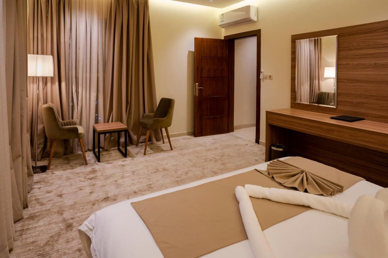W Suites Hotel 艾卜哈 外观 照片